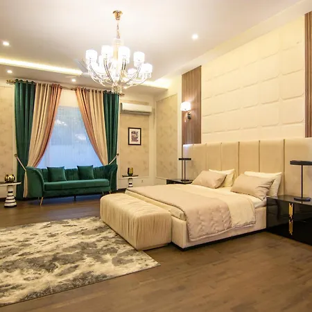 Hotel Vila Grand Near Igi Airport